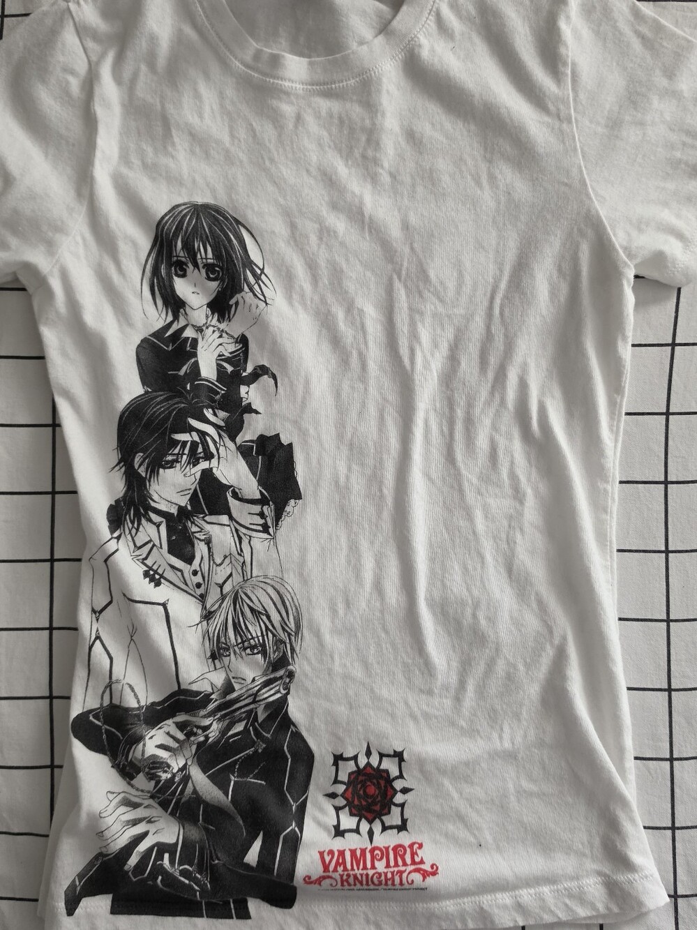 Vintage 2008 Vampire Knight Anime Graphic Tee Small